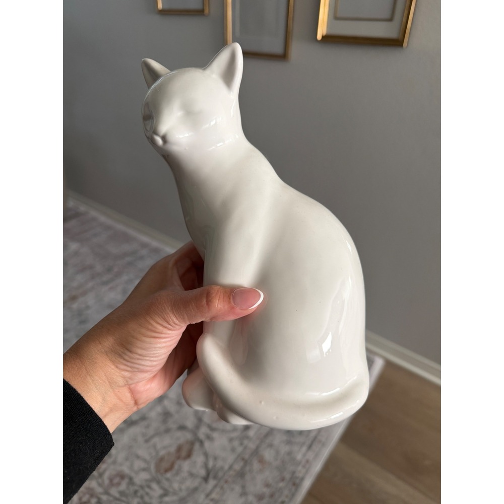 Minimalist White Ceramic Cat Tall
Figurine Glossy Glaze Modern Decor Statue